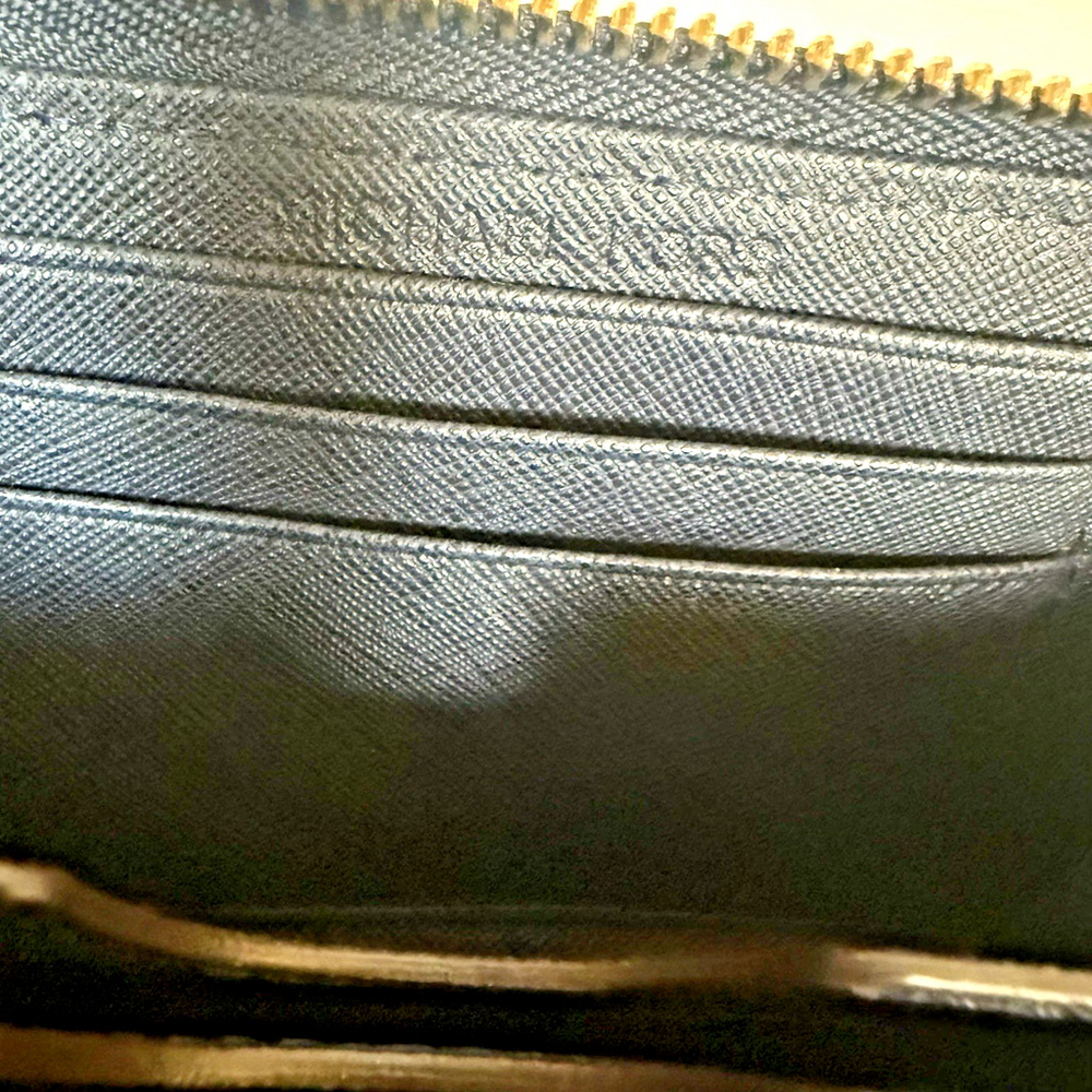 Michael Kors Navy and Gold Studded Grayson Wristlet Small Clutch - Picture 13 of 15